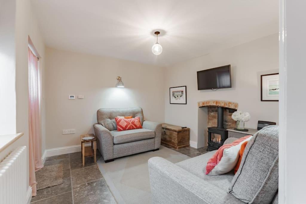 3 Mill Street - Norfolk Cottage Agency Голт Екстер'єр фото